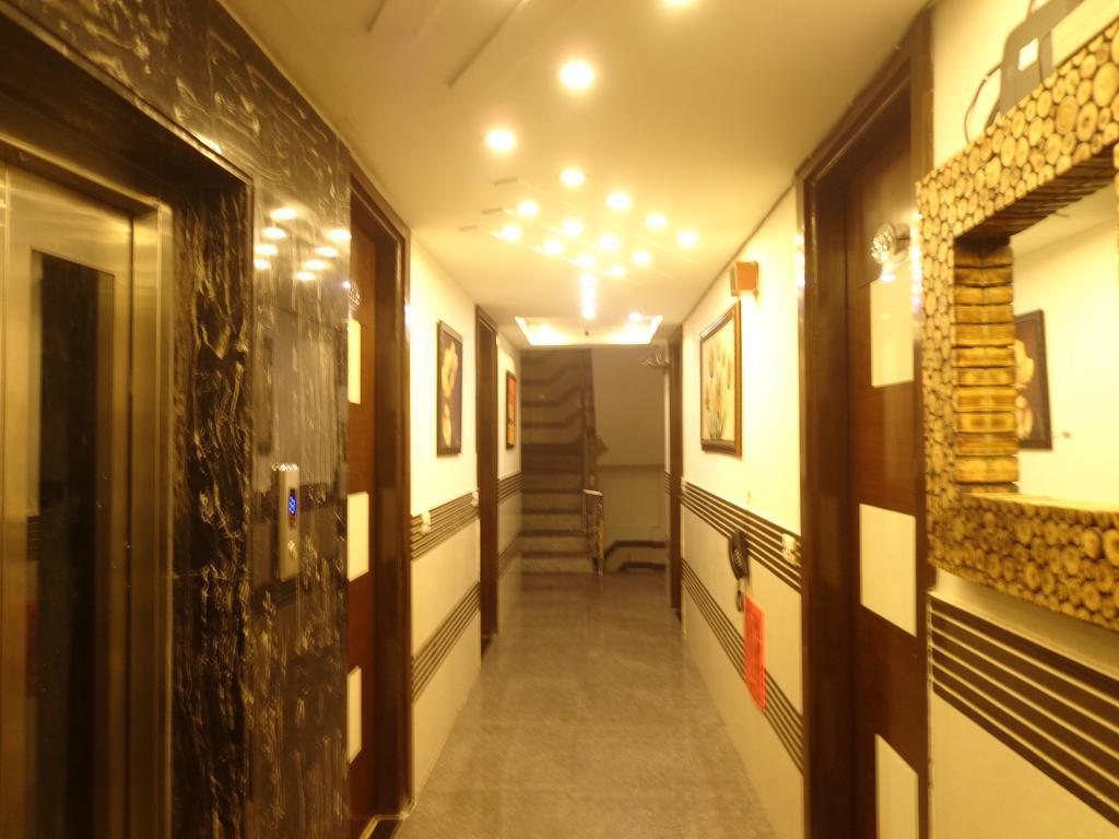 Hotel Station View Opposite New Delhi Railway Exterior foto